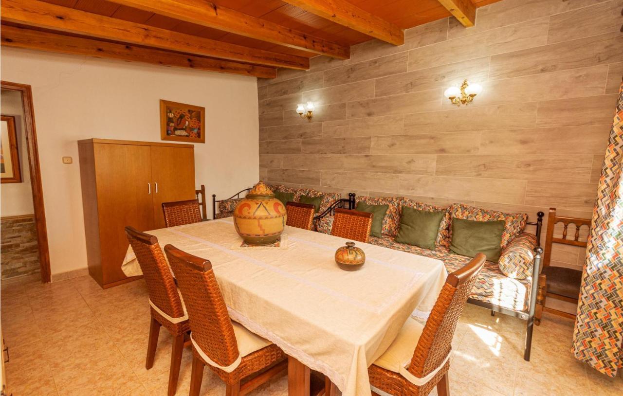 Awesome Home In Antequera With Wifi Exterior photo
