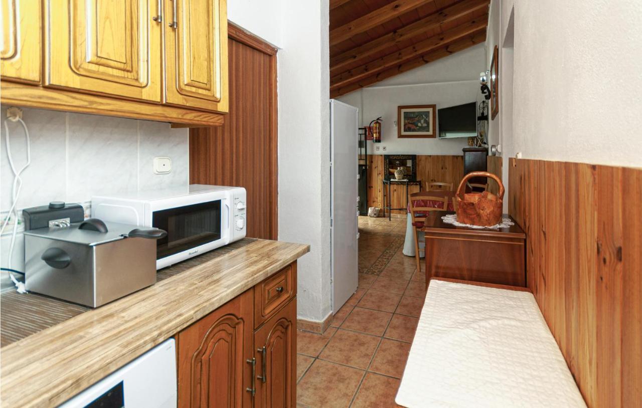 Awesome Home In Antequera With Wifi Exterior photo